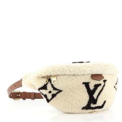 louis vuitton teddy fleece bum bag